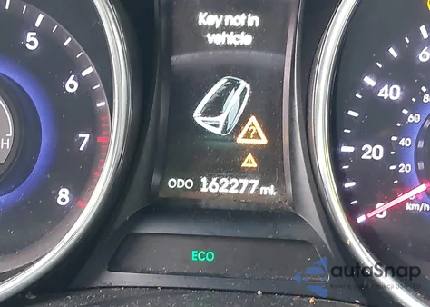 2014 Hyundai Santa Fe Sport 2.0L Turbo z USA, uszkodzony, nr VIN 5XYZUDLA0EG218366